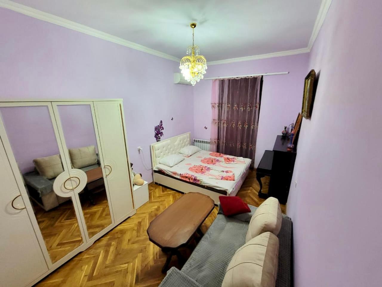 Karson Guest House And Tours Jerevan Exteriör bild